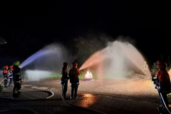 E4-28